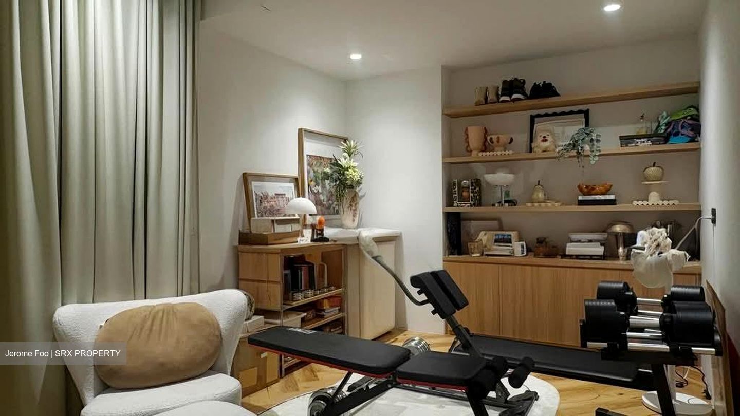 Changi South Avenue 1 (D16), Terrace #565821041